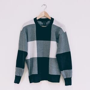 Tahari Green & Cream/White Checkered Plaid Sweater Size Medium Crew Neck